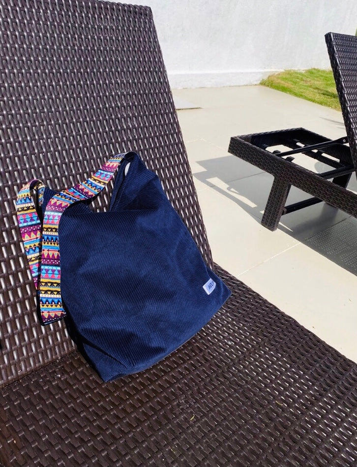 Holaara Solwave Shoulder Bag