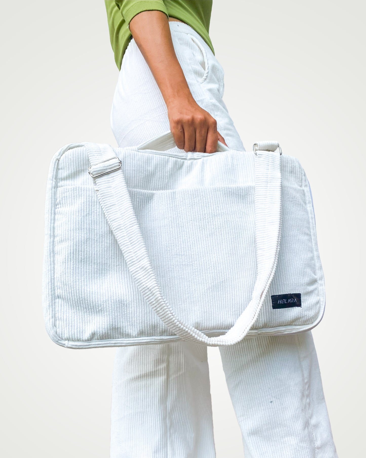 Holaara Laptop Bag - White