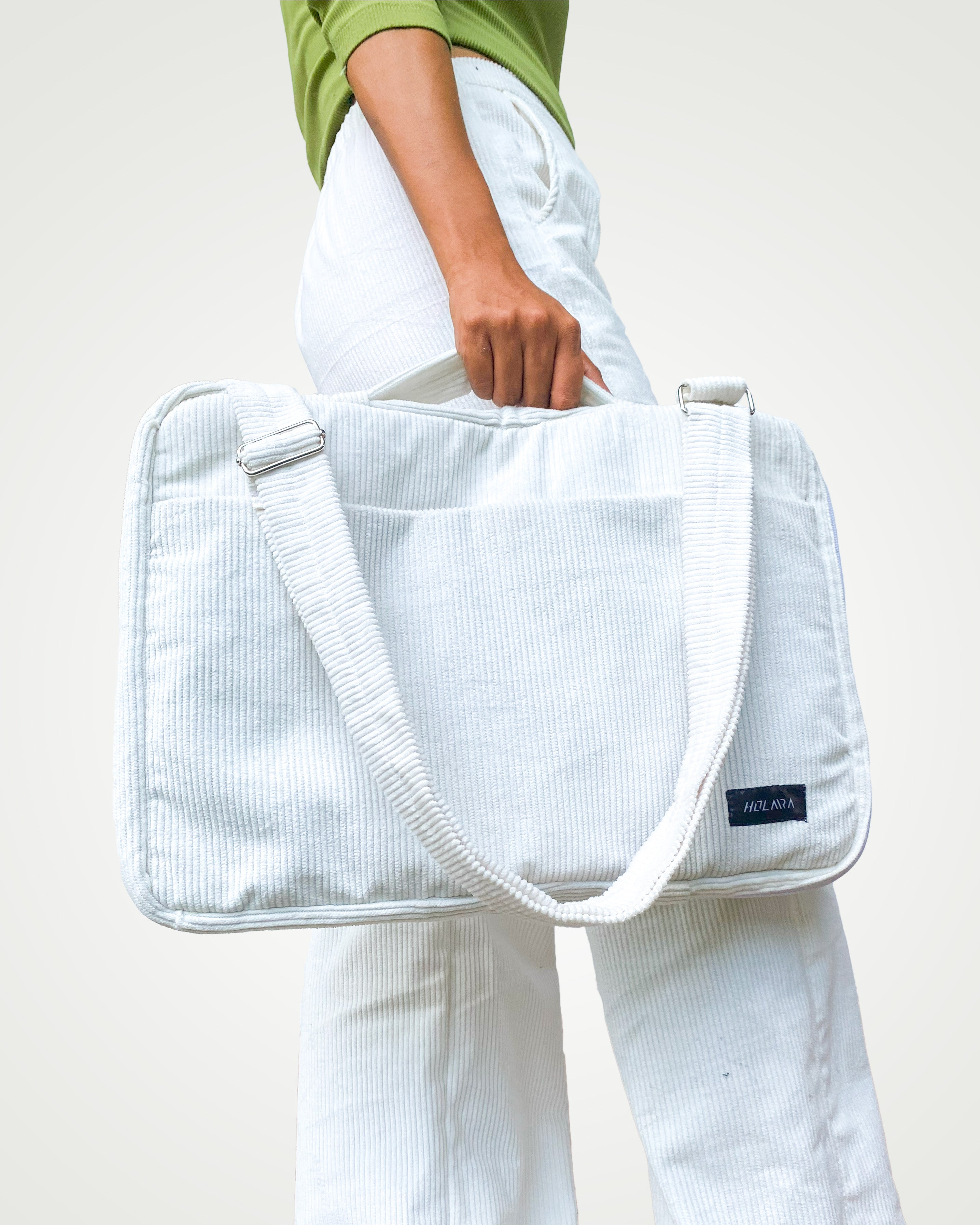 Holaara Laptop Bag - White