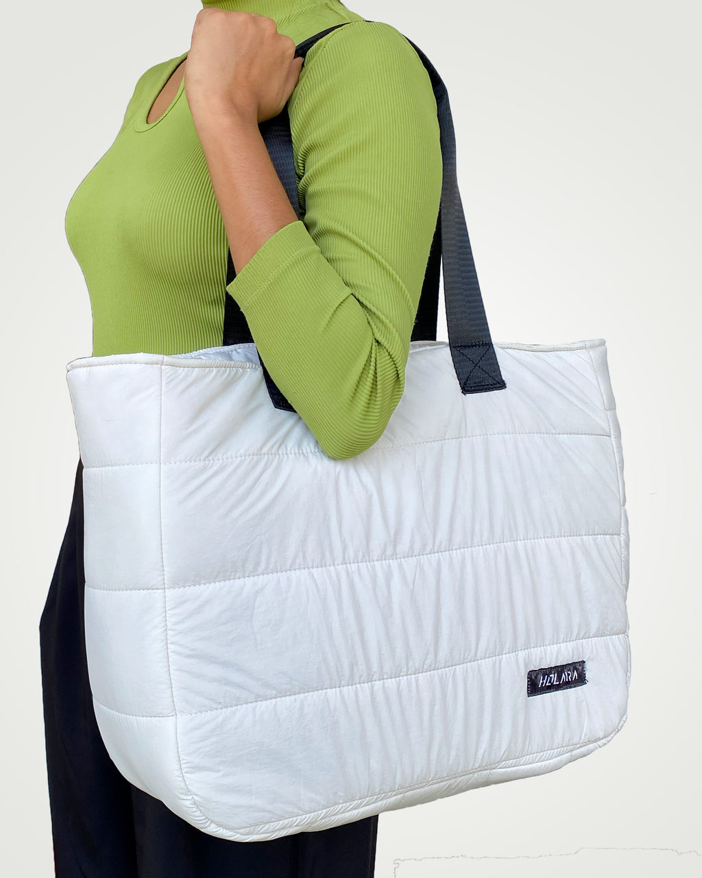 Holaara Iris Organized Tote Bag - White (Water-Resistant)